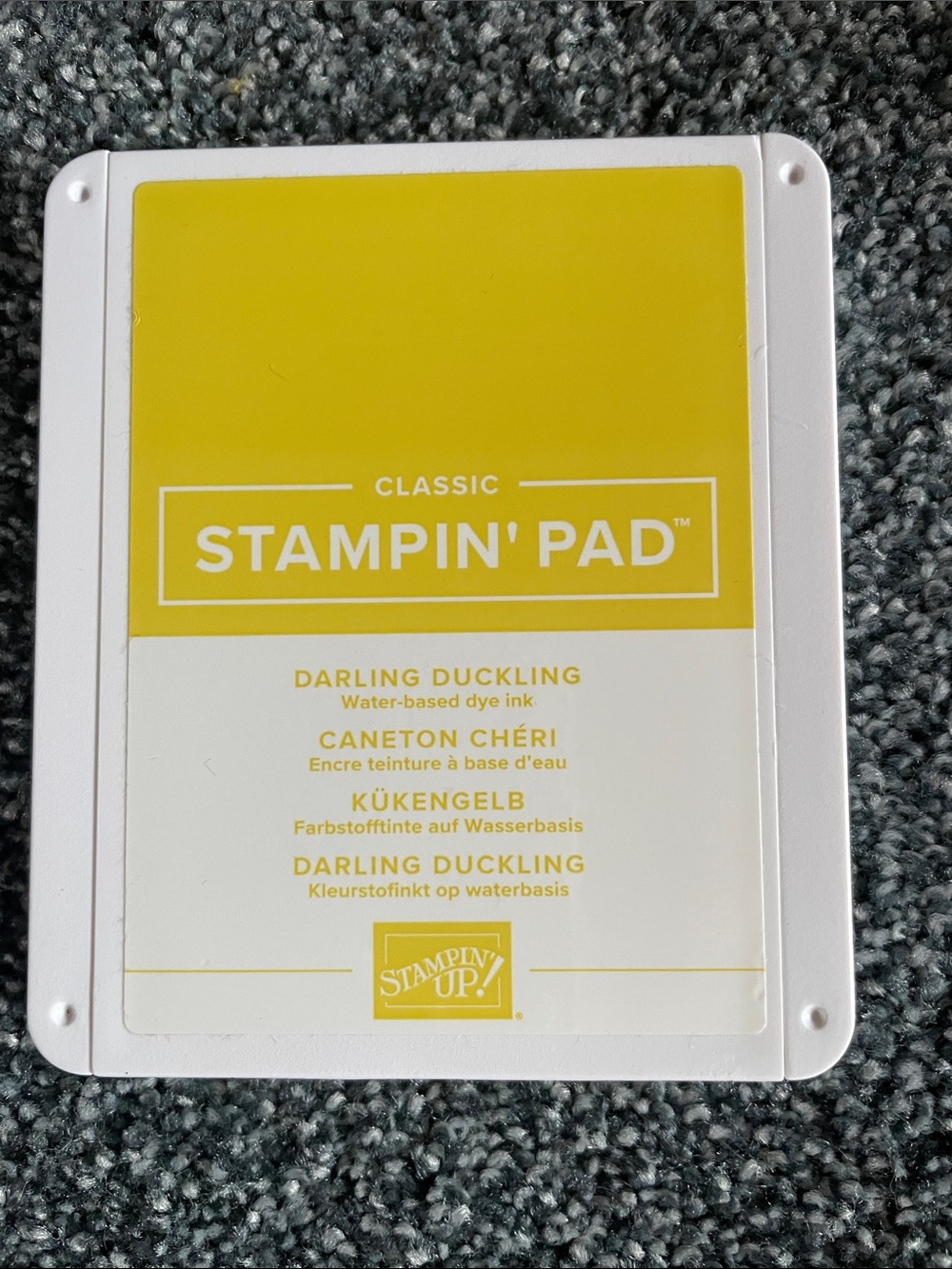 Stampin' Up! Classic Stampin' Pad - Darling Duckling Yellow Ink